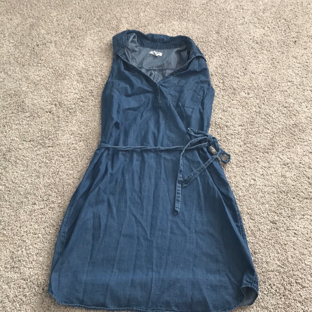 Chambray dress EUC